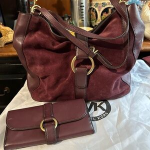Michael Kors Quincy Large Suede/Leather Handbag Tote Plum With Wallet/ Dust Bag